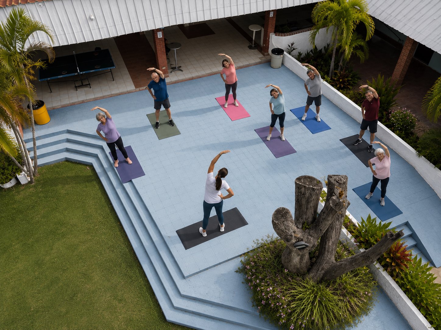 Yoga y gimnasia suave en los jardines